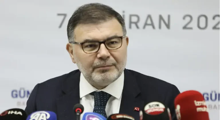 AK Parti İzmir İl Başkanı Saygılı, CHP’ye  ‘Medya’ üzerinden yüklendi