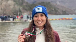 Bengisu Avcı’dan Buz Suda Türkiye Rekoru