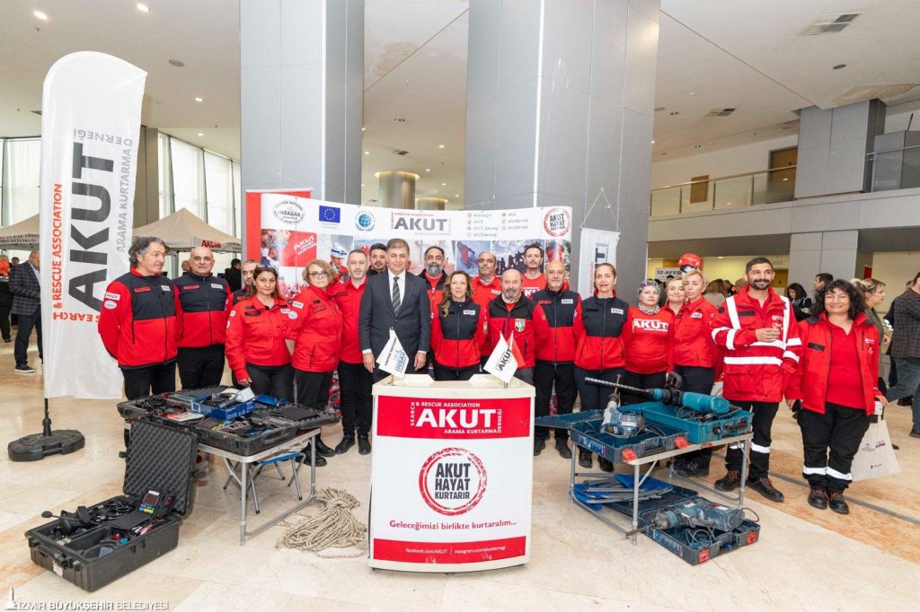 Kıyı Ege Belediyeler Birliği Kent Söyleşileri İzmir’de düzenlendi