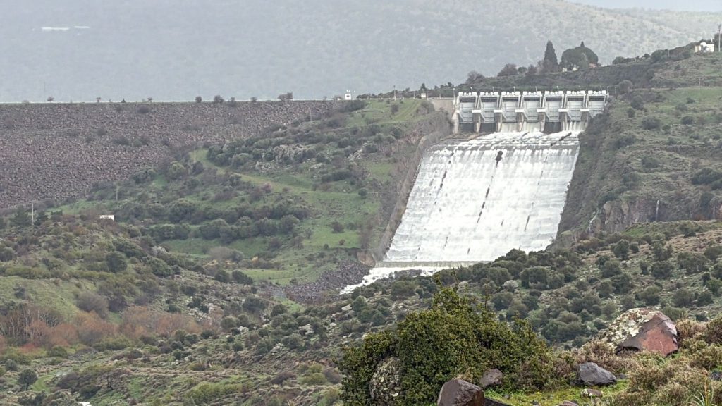Güzelhisar Barajı’nda Maksimum Doluluk: Kapaklar Kontrollü Olarak Açıldı