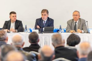 Kooperatiflerle planlı tarım buluşması: Tugay’dan üretim, su ve uzun vadeli model vurgusu