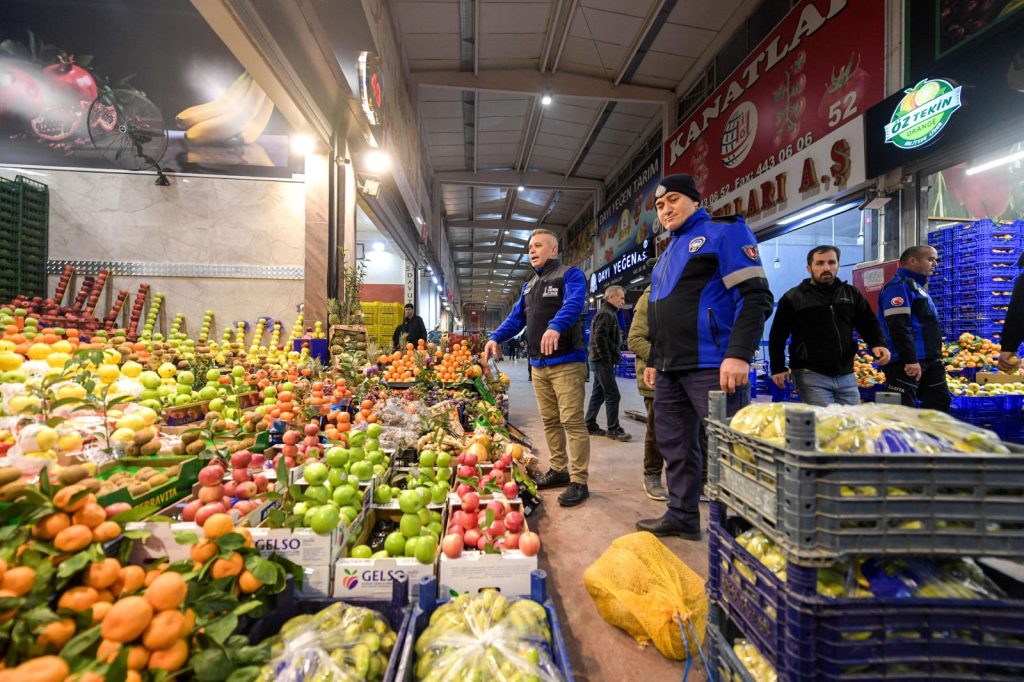 İzmir Büyükşehir Belediyesi’ne bağlı haller 2025’te Türkiye zirvesinde