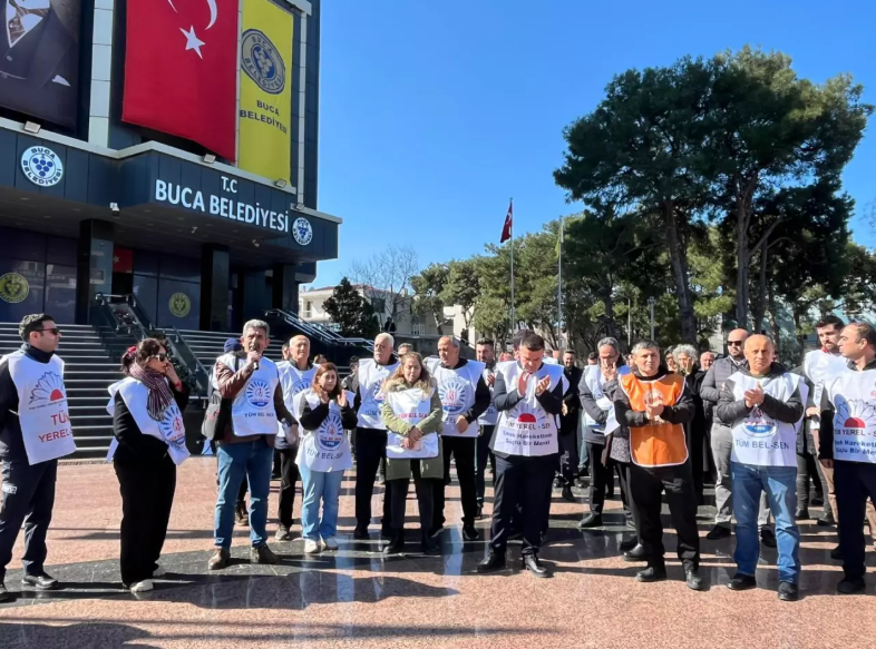 Buca Belediyesi’nde memurlar iş bıraktı: “Haklarımızı istiyoruz”