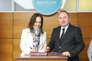 İzmir Bakırçay Üniversitesi ile Karşıyaka Belediyesi Arasında Bilim Merkezi İş Birliği Protokolü İmzalandı