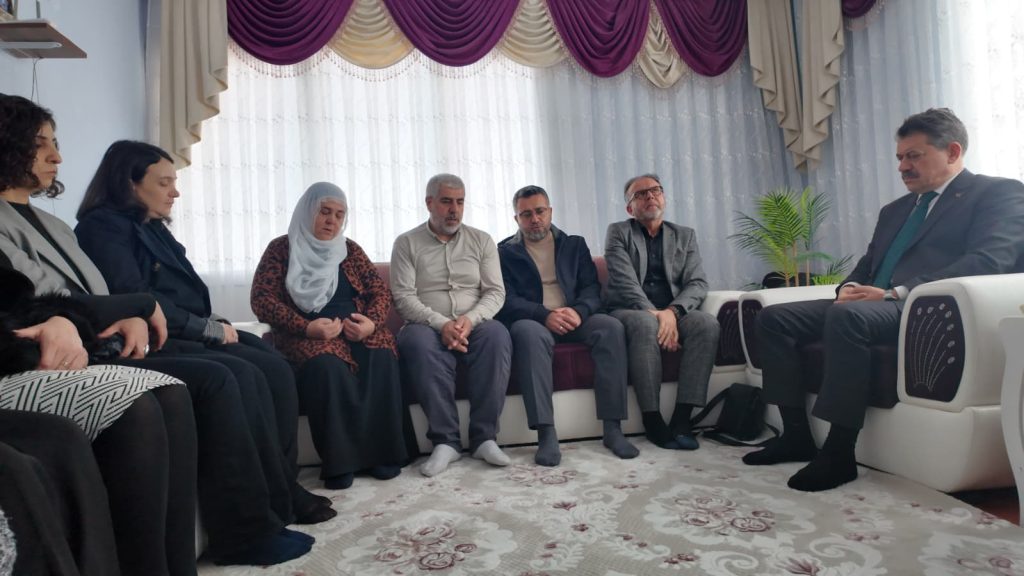 Başsavcı Yeldan’dan Yılmaz Ailesine Taziye Ziyareti