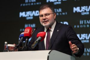 Saygılı, MÜSİAD İzmir iftarında konuştu: İzmir’in sorunlarını çözecek bir belediye yok