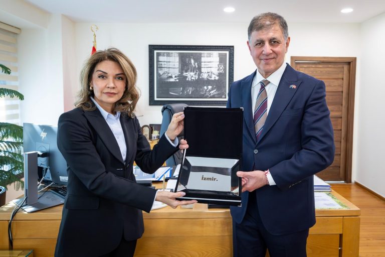 İzmir-Bakü kardeşliğinin 40. yılı için hazırlıklar başladı