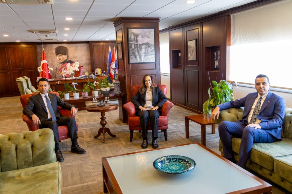 Karşıyaka, Çiğli ve Bayraklı’dan sahipsiz hayvanlar için ortak proje