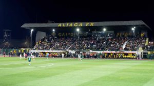 Aliağa’da Futbol Tarihinin İlk Gece Maçı Oynandı