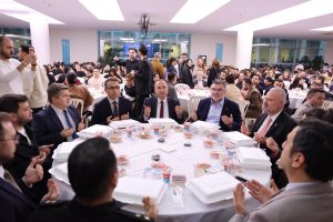 AK Parti İzmir Gençlik Kolları’ndan Bakırçay Üniversitesi’nde öğrencilerle iftar