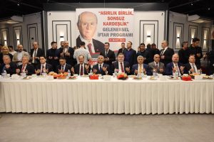 AK Parti İzmir İl Başkanı Saygılı, MHP iftarında konuştu: İzmir’in hakkını savunacağız