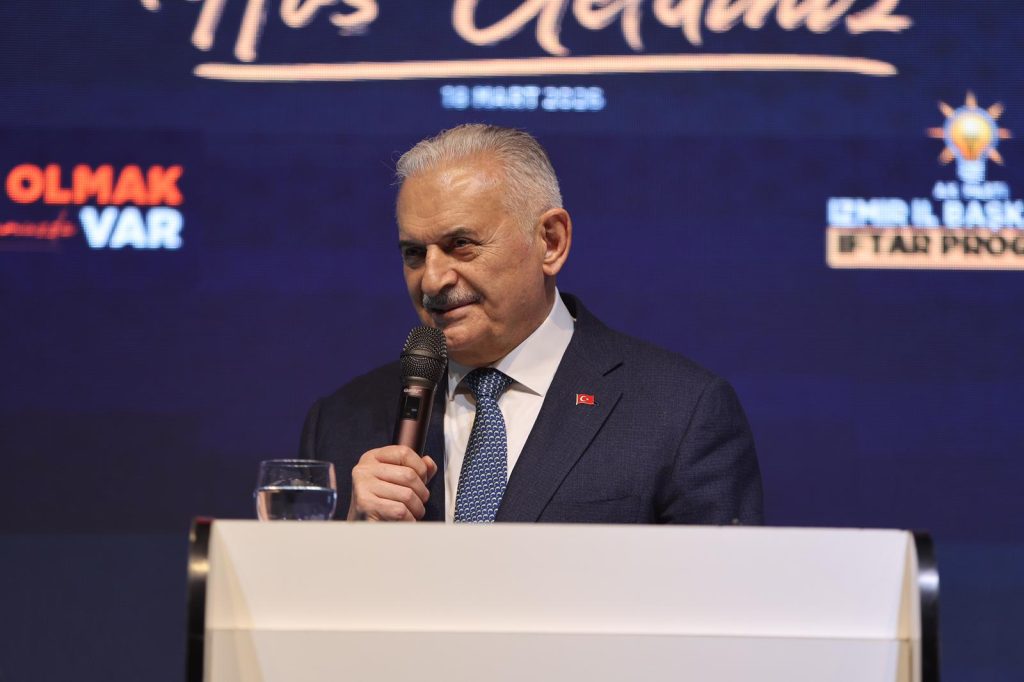 Son Başbakan Yıldırım İzmir’de konuştu: Otoyol Olmasa İzmir’e Nasıl Gelecektik?