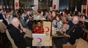 Kızılay Bornova’dan şehit ve gazi ailelerine vefa iftarı