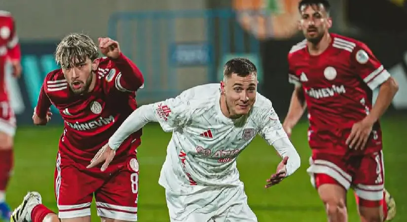 Gol yok, var yok, sadece üç kart var!