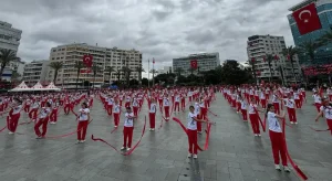 İzmir’de 23 Nisan coşkusu