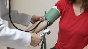 Karşıyaka’da üç hizmet tek merkezde: Sağlık, destek ve umut bir arada