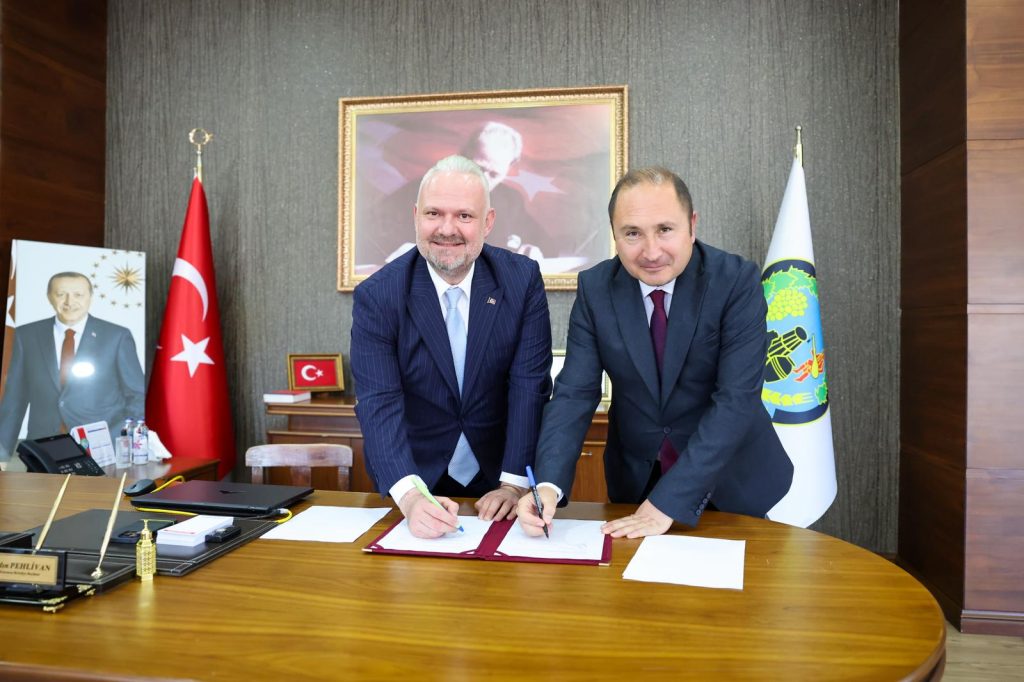 Bakırçay Üniversitesi ile Menemen Belediyesi Arasında Güçlü İş Birliği