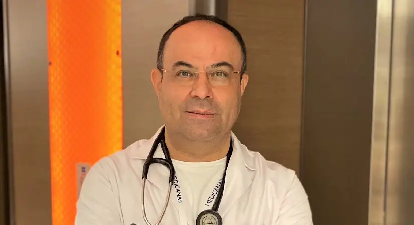 Belirtiler Aynı, Tehlike Farklı: Panik Atak mı, Kalp Krizi mi?