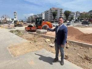 AK Partili Nail Kocabaş, Balçova’da konuştu! “6 ay dediler, 2 yılı buldu’’