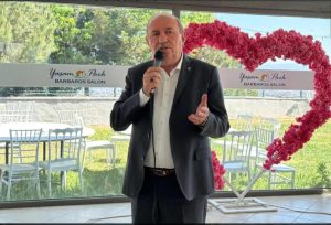 AK Parti İlçe Başkanı Hüseyin Uzun: Karabağlar her geçen gün geriye gidiyor