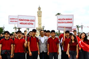 “Maarifin Kalbinde Marifetli Gençlik” Yürüyüşü!