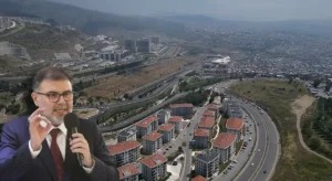 Saygılı’dan Özel ve Başkan Tugay’a: Konuşma yaptıkları yerden başlarını kaldırsalar görecekler
