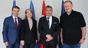Egeli mobilya ihracatçılarına Romanya’dan Schengen vizesi desteği