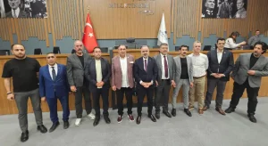 “Kavga çıkaran, bir belediye başkanı kenti yönetiyor”