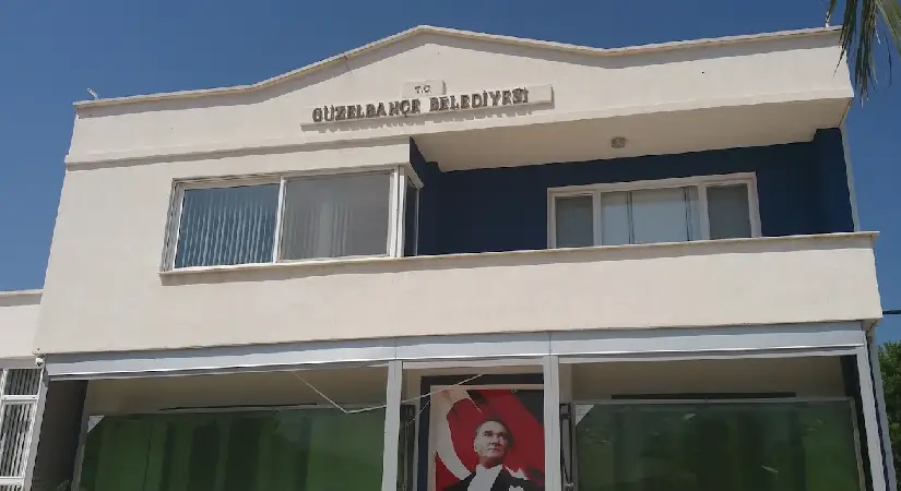 Güzelbahçe Belediyesi’ne operasyon: Eski ve yeni başkanlar da gözaltında