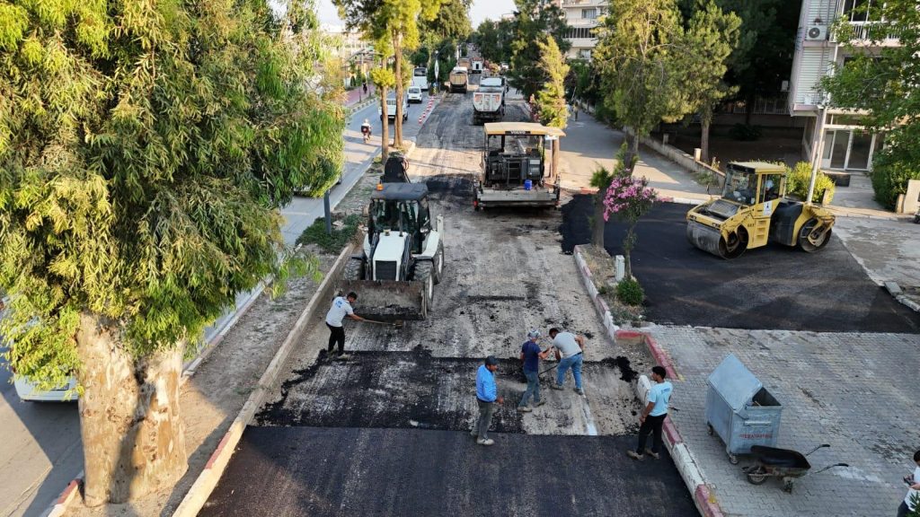 Torbalı’da Haluk Alpsü Bulvarı’nda Asfalt Çalışmaları Başladı