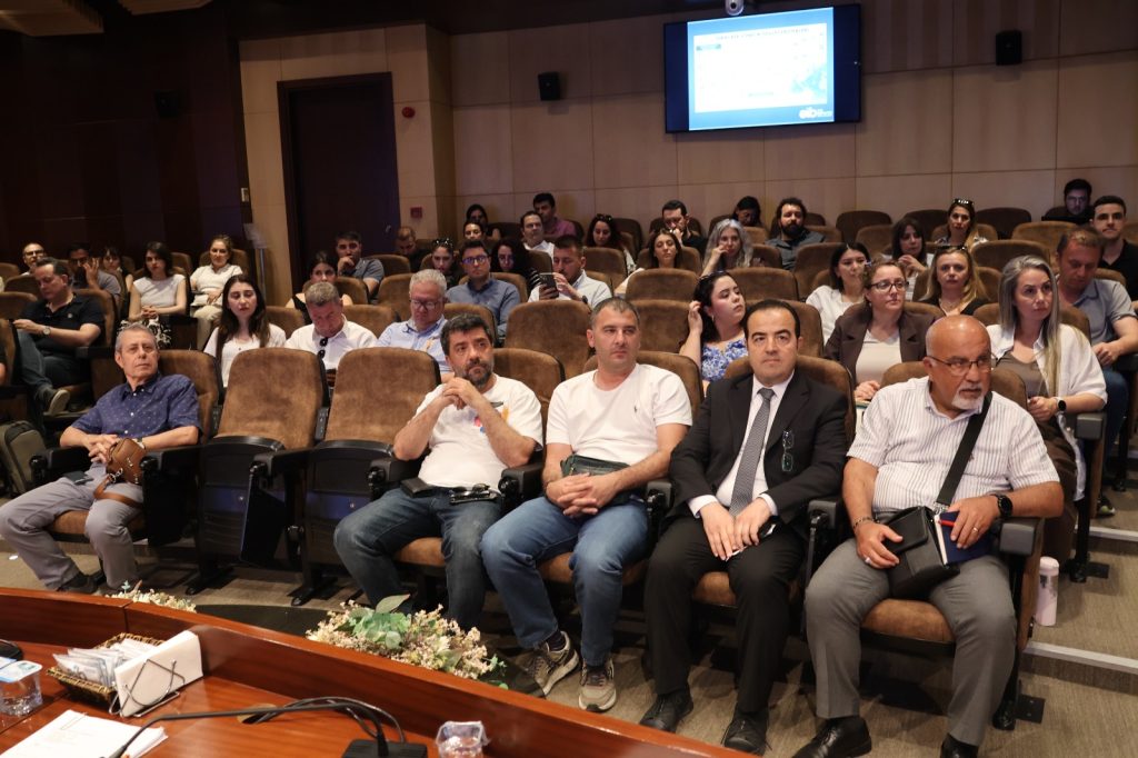 EİB, Devlet Desteklerini İhracatçılarla Buluşturuyor