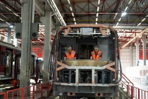 İzmir Metro araçlarını kendi gücüyle yeniliyor