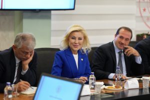 Bursalı Aksoy: “Çeşme turizm projesi İzmir’in geleceğine yapılan stratejik bir yatırımdır”