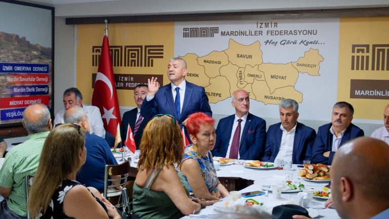 MHP’li Şahin’den İzmir’de kardeşlik vurgusu: “Bu yürüyüşü bozabilecek hiçbir güç yok”