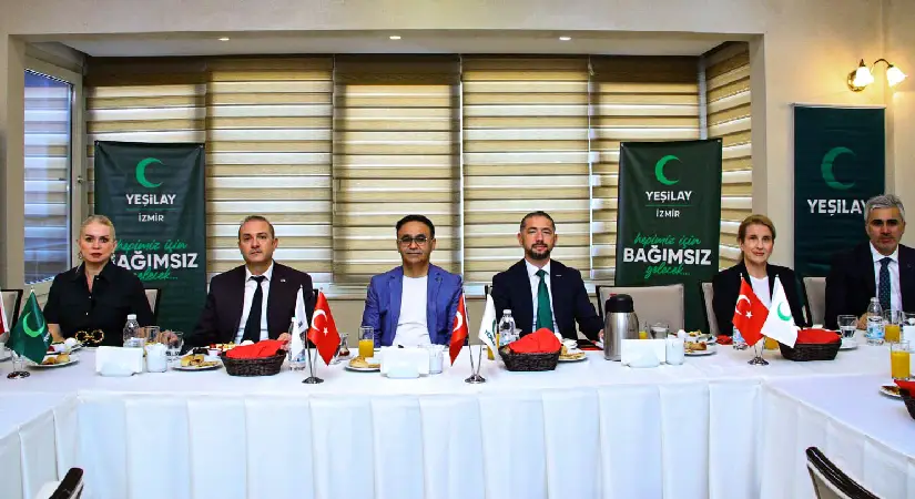 İzmir’de Yeşilay’dan Bağımsızlık Seferberliği!