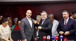 Konak’ta 370 kişi AK Parti saflarına katıldı