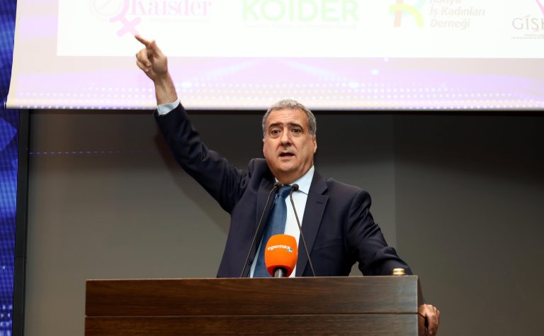 Dünya Bankası Türkiye Direktörü Lopez İzmir’de: “Dönüşüm için birlikte hareket etmeliyiz”