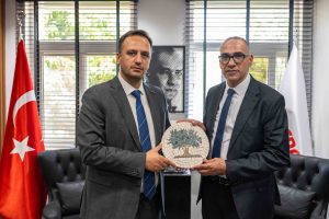 Bornova’dan Filistin’e gönül köprüsü