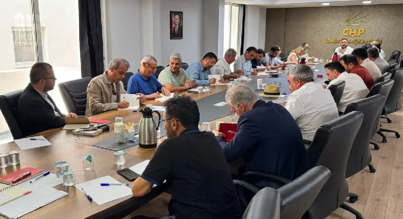 CHP İzmir’de Yeni Atamalar Yapıldı