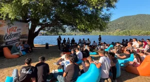 AK Gençlik İzmir, Ödemiş Gölcük’te Gençlerle Buluştu
