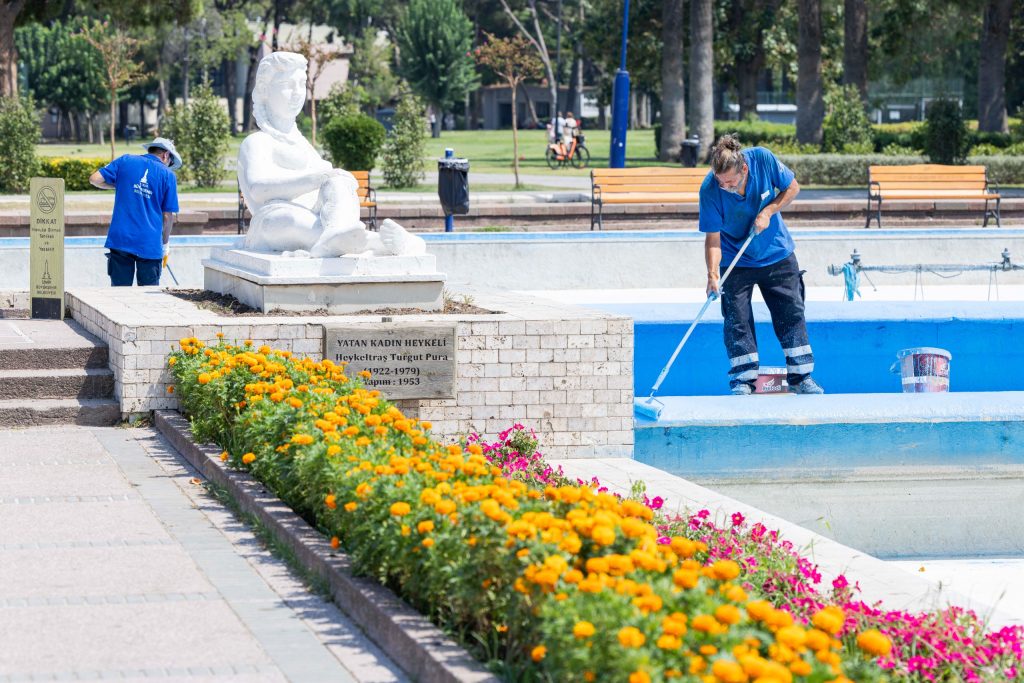 95. İEF öncesi Kültürpark’ta hazırlıklar sürüyor