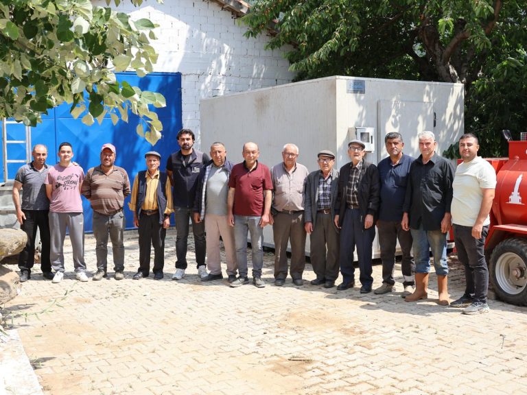 Ödemiş’in Tekke Mahallesi’ndeki üreticilere soğuk hava deposu desteği