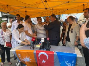 Konak’ta AK Parti’ye 500 kişi katıldı