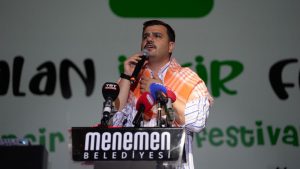 İnan’dan Bozalan İncir Festivali’nde ‘Millet iradesi’ ve ‘hizmet’ vurgusu