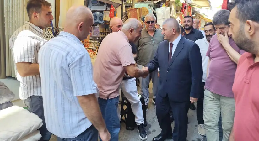 MHP’li Şahin’den Kemeraltı turu: 15 bin esnafımız mağdur