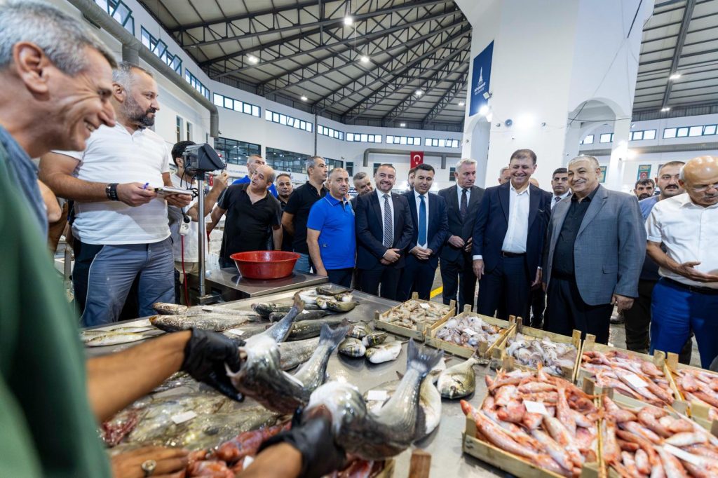 Tugay’dan balıkçılara: Bereketli bir sezon diliyorum