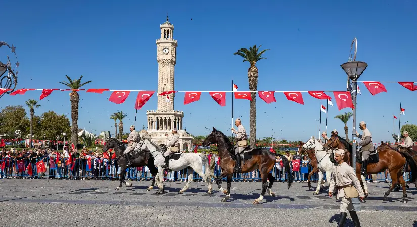 9 Eylül coşkusu 104 yıldır aynı heyecanla