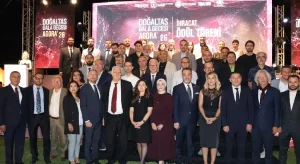 Doğal taş sektörünün başarılı firmaları ve tasarımcıları ödüllendirildi