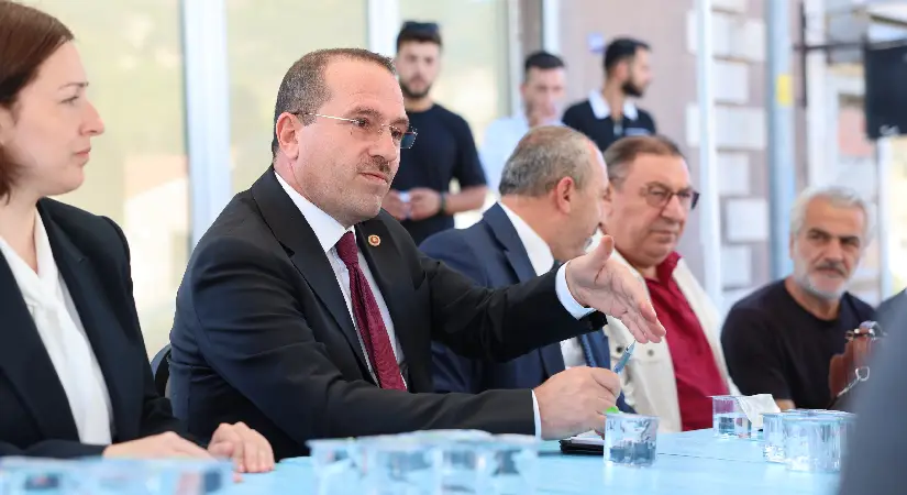 Kırkpınar Foça’da: “Hizmet Özveri, Samimiyet ve Adanmışlık Gerektirir”
