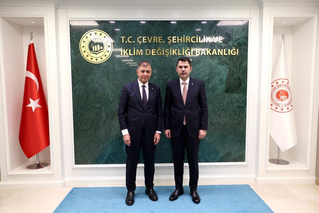 Başkan Tugay, Bakan Kurum’u ziyaret etti